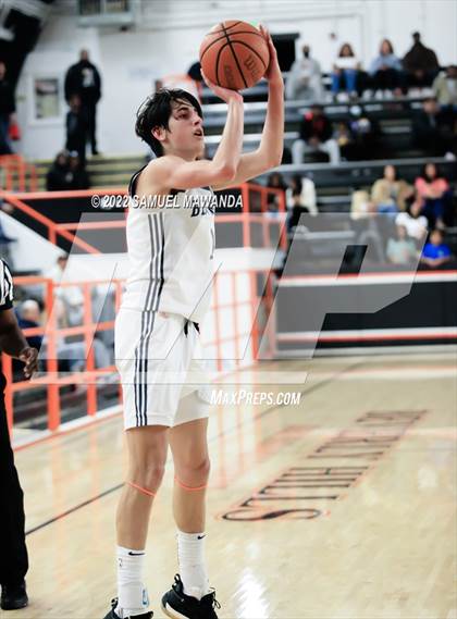 Thumbnail 2 in Beverly Hills vs Windward (Beverly Hills Tournament) photogallery.