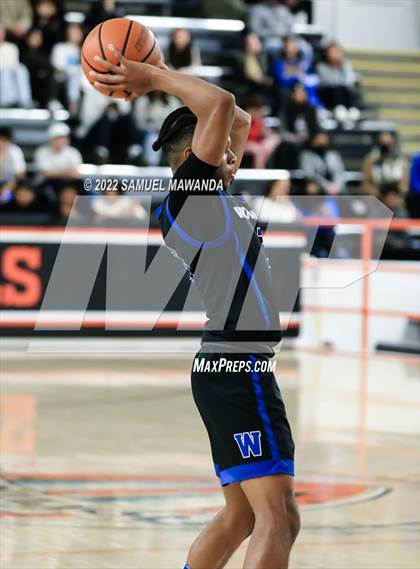 Thumbnail 3 in Beverly Hills vs Windward (Beverly Hills Tournament) photogallery.
