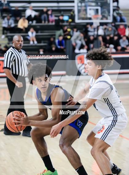Thumbnail 1 in Beverly Hills vs Windward (Beverly Hills Tournament) photogallery.