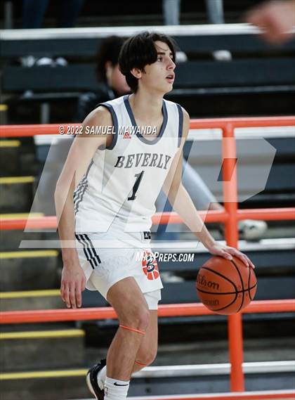 Thumbnail 2 in Beverly Hills vs Windward (Beverly Hills Tournament) photogallery.