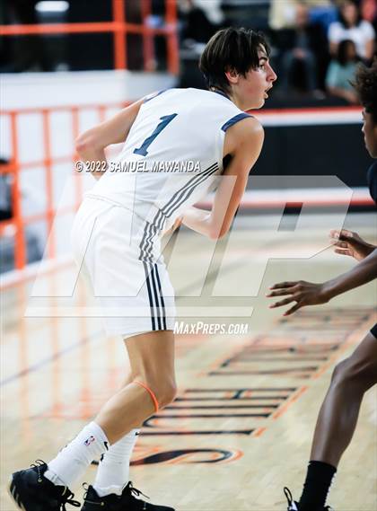 Thumbnail 3 in Beverly Hills vs Windward (Beverly Hills Tournament) photogallery.