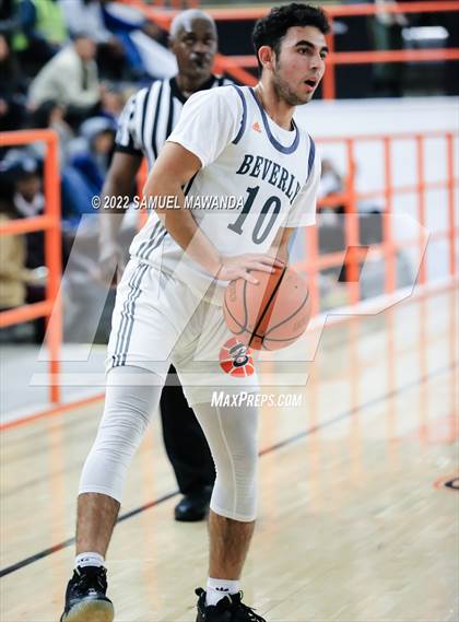 Thumbnail 1 in Beverly Hills vs Windward (Beverly Hills Tournament) photogallery.
