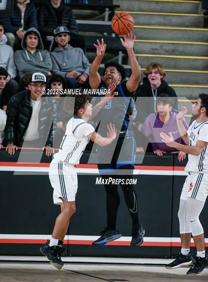 Thumbnail 2 in Beverly Hills vs Windward (Beverly Hills Tournament) photogallery.