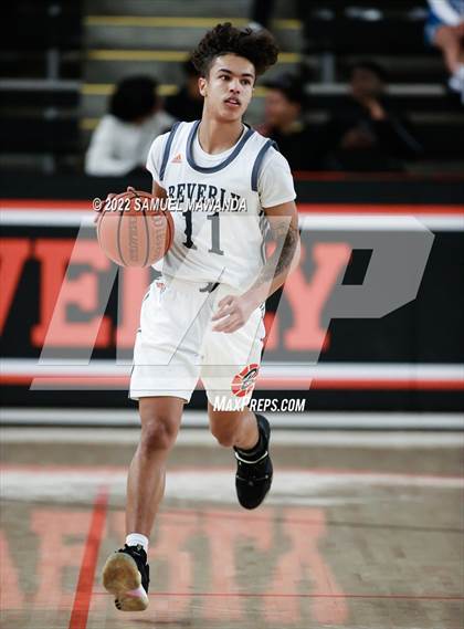 Thumbnail 2 in Beverly Hills vs Windward (Beverly Hills Tournament) photogallery.