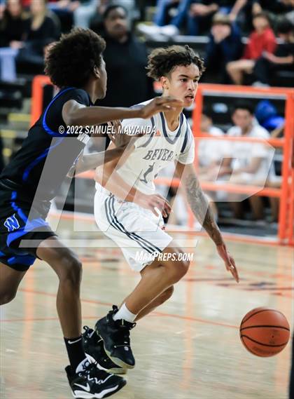 Thumbnail 1 in Beverly Hills vs Windward (Beverly Hills Tournament) photogallery.