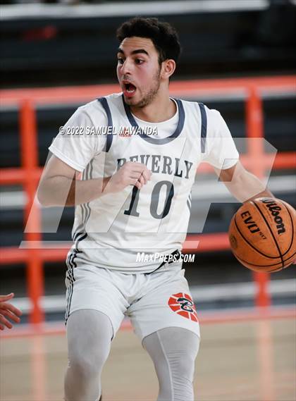 Thumbnail 2 in Beverly Hills vs Windward (Beverly Hills Tournament) photogallery.