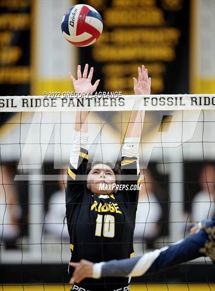 Thumbnail 1 in V.R. Eaton vs Fossil Ridge photogallery.