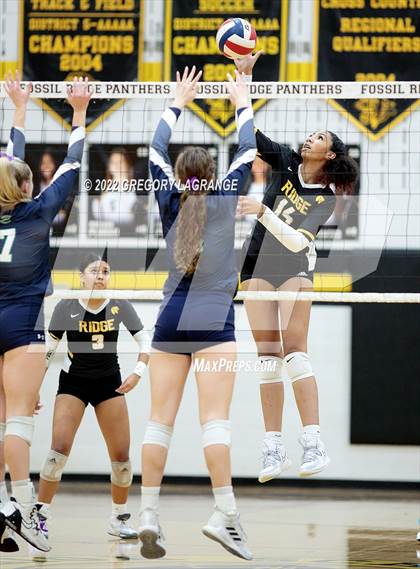 Thumbnail 1 in V.R. Eaton vs Fossil Ridge photogallery.