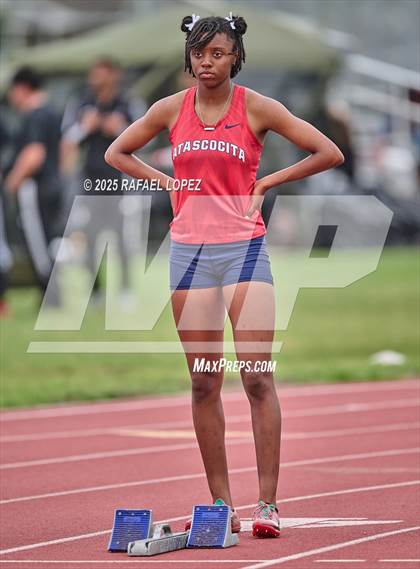 Thumbnail 3 in UIL 6A Track & Field District Prelims (300M Hurdles) photogallery.