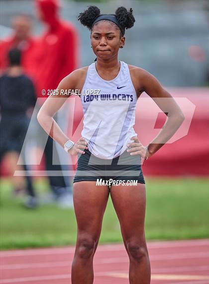 Thumbnail 2 in UIL 6A Track & Field District Prelims (300M Hurdles) photogallery.