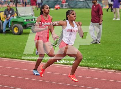 Thumbnail 1 in UIL 6A Track & Field District Prelims (300M Hurdles) photogallery.