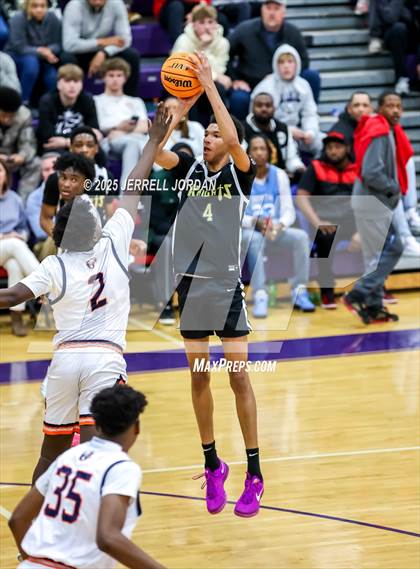 Thumbnail 3 in GRACE Christian vs Northern Nash (John Wall Holiday Invitational) photogallery.