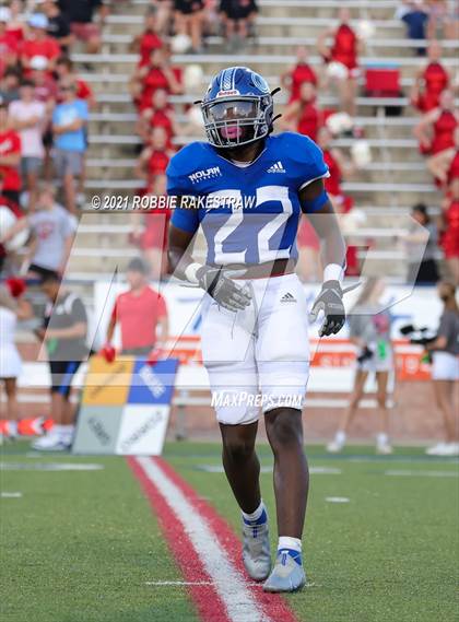 Thumbnail 3 in Argyle vs. Nolan Catholic photogallery.