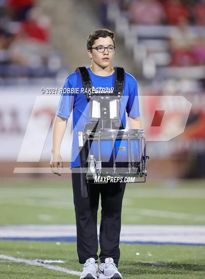 Thumbnail 2 in Argyle vs. Nolan Catholic photogallery.