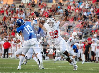 Thumbnail 3 in Argyle vs. Nolan Catholic photogallery.