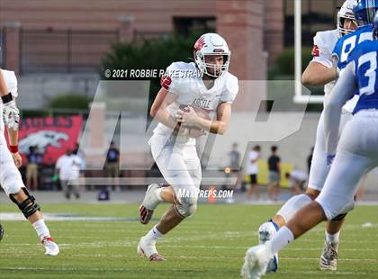 Thumbnail 2 in Argyle vs. Nolan Catholic photogallery.
