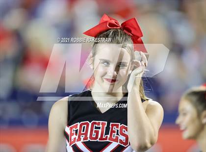 Thumbnail 2 in Argyle vs. Nolan Catholic photogallery.