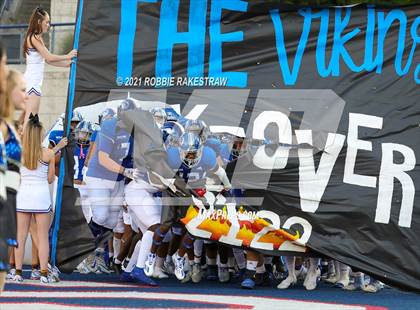 Thumbnail 3 in Argyle vs. Nolan Catholic photogallery.