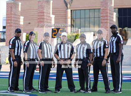 Thumbnail 1 in Argyle vs. Nolan Catholic photogallery.