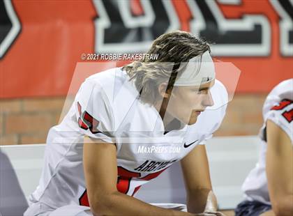 Thumbnail 3 in Argyle vs. Nolan Catholic photogallery.