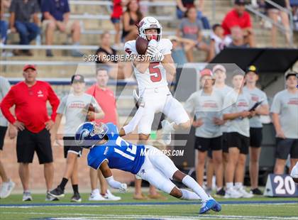 Thumbnail 3 in Argyle vs. Nolan Catholic photogallery.