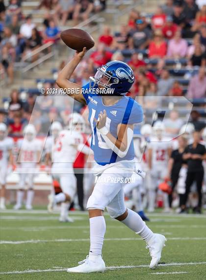 Thumbnail 3 in Argyle vs. Nolan Catholic photogallery.