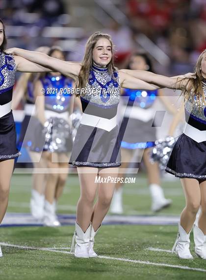 Thumbnail 3 in Argyle vs. Nolan Catholic photogallery.