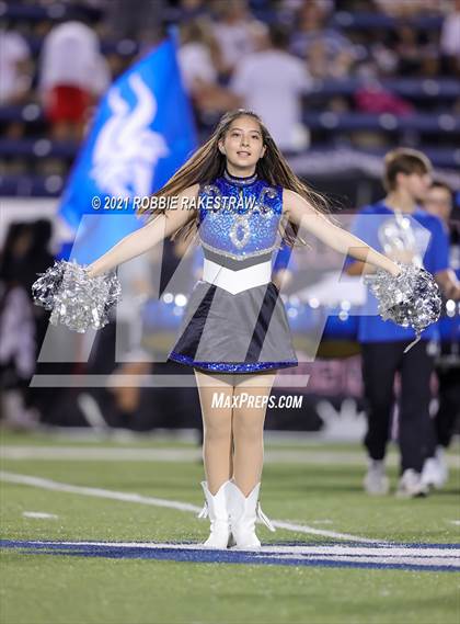 Thumbnail 3 in Argyle vs. Nolan Catholic photogallery.