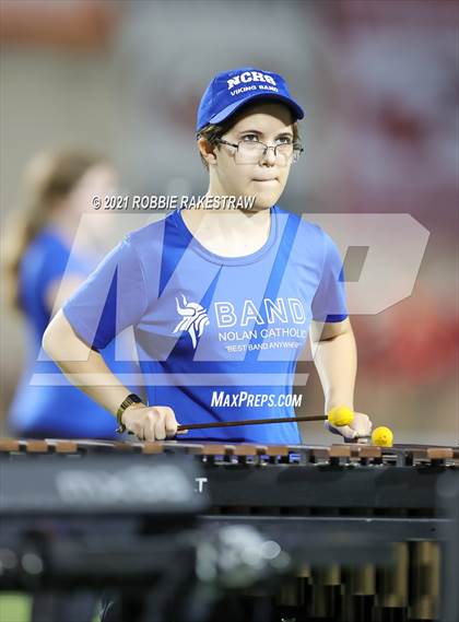 Thumbnail 2 in Argyle vs. Nolan Catholic photogallery.
