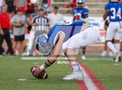 Thumbnail 3 in Argyle vs. Nolan Catholic photogallery.