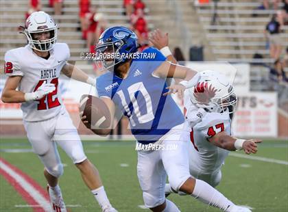 Thumbnail 2 in Argyle vs. Nolan Catholic photogallery.