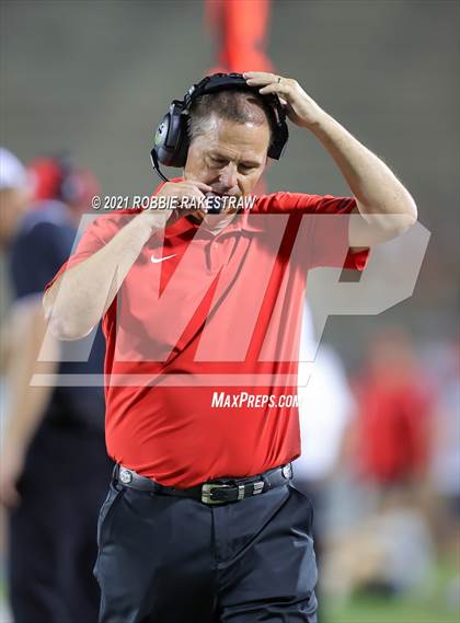 Thumbnail 2 in Argyle vs. Nolan Catholic photogallery.