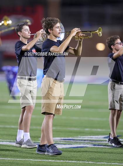 Thumbnail 2 in Argyle vs. Nolan Catholic photogallery.