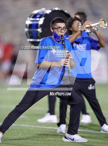 Thumbnail 1 in Argyle vs. Nolan Catholic photogallery.