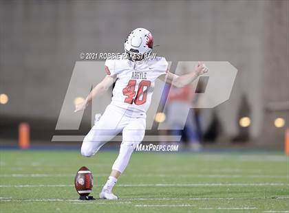 Thumbnail 3 in Argyle vs. Nolan Catholic photogallery.