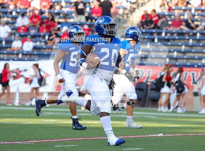Thumbnail 3 in Argyle vs. Nolan Catholic photogallery.