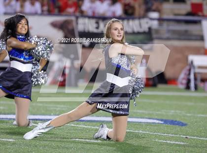 Thumbnail 2 in Argyle vs. Nolan Catholic photogallery.