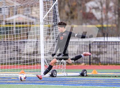 Thumbnail 2 in Oliver Ames vs Hingham (MIAA Division 2 Final) photogallery.