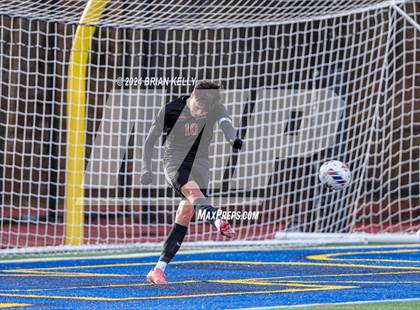 Thumbnail 1 in Oliver Ames vs Hingham (MIAA Division 2 Final) photogallery.