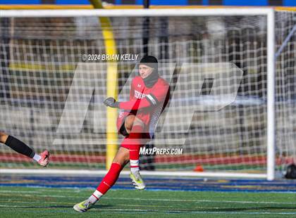 Thumbnail 1 in Oliver Ames vs Hingham (MIAA Division 2 Final) photogallery.