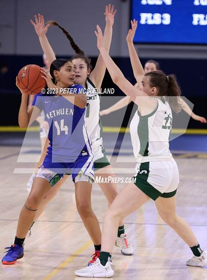 Thumbnail 3 in Methuen vs Pentucket Regional (Commonwealth Christmas Classic) photogallery.