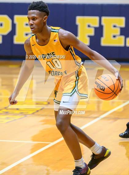 Thumbnail 2 in Terry Sanford vs. Pine Forest photogallery.