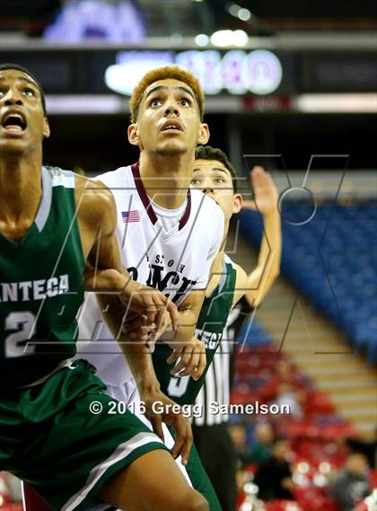 Thumbnail 3 in Weston Ranch vs Manteca (CIF SJS D3 Final) photogallery.