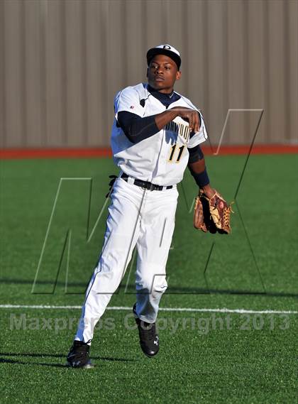 Thumbnail 1 in Prestonwood Christian vs Dallas Christian (Texas Private School Classic) photogallery.
