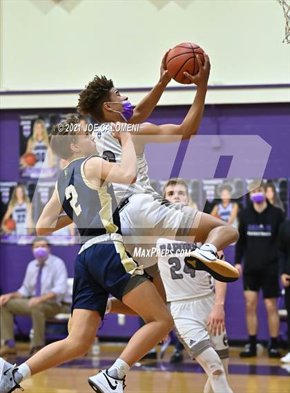 Thumbnail 1 in Saint Mary's Hall vs Regents photogallery.