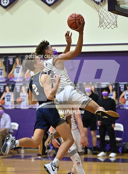 Thumbnail 2 in Saint Mary's Hall vs Regents photogallery.