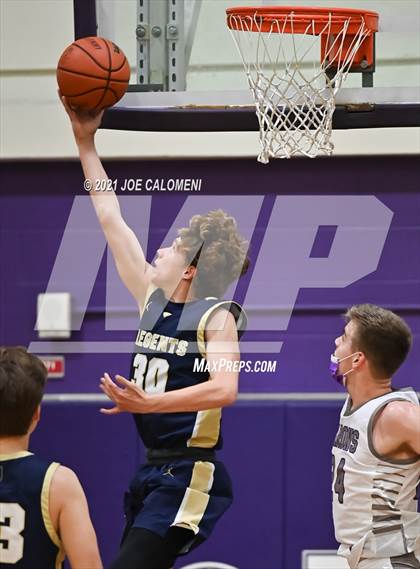 Thumbnail 2 in Saint Mary's Hall vs Regents photogallery.