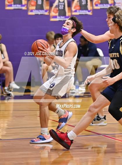 Thumbnail 3 in Saint Mary's Hall vs Regents photogallery.
