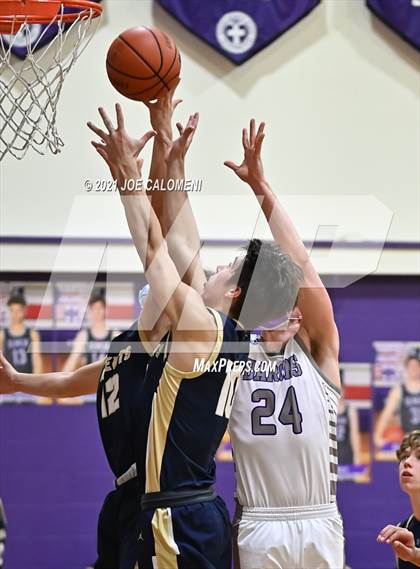Thumbnail 2 in Saint Mary's Hall vs Regents photogallery.