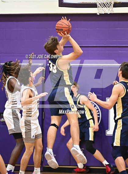 Thumbnail 1 in Saint Mary's Hall vs Regents photogallery.